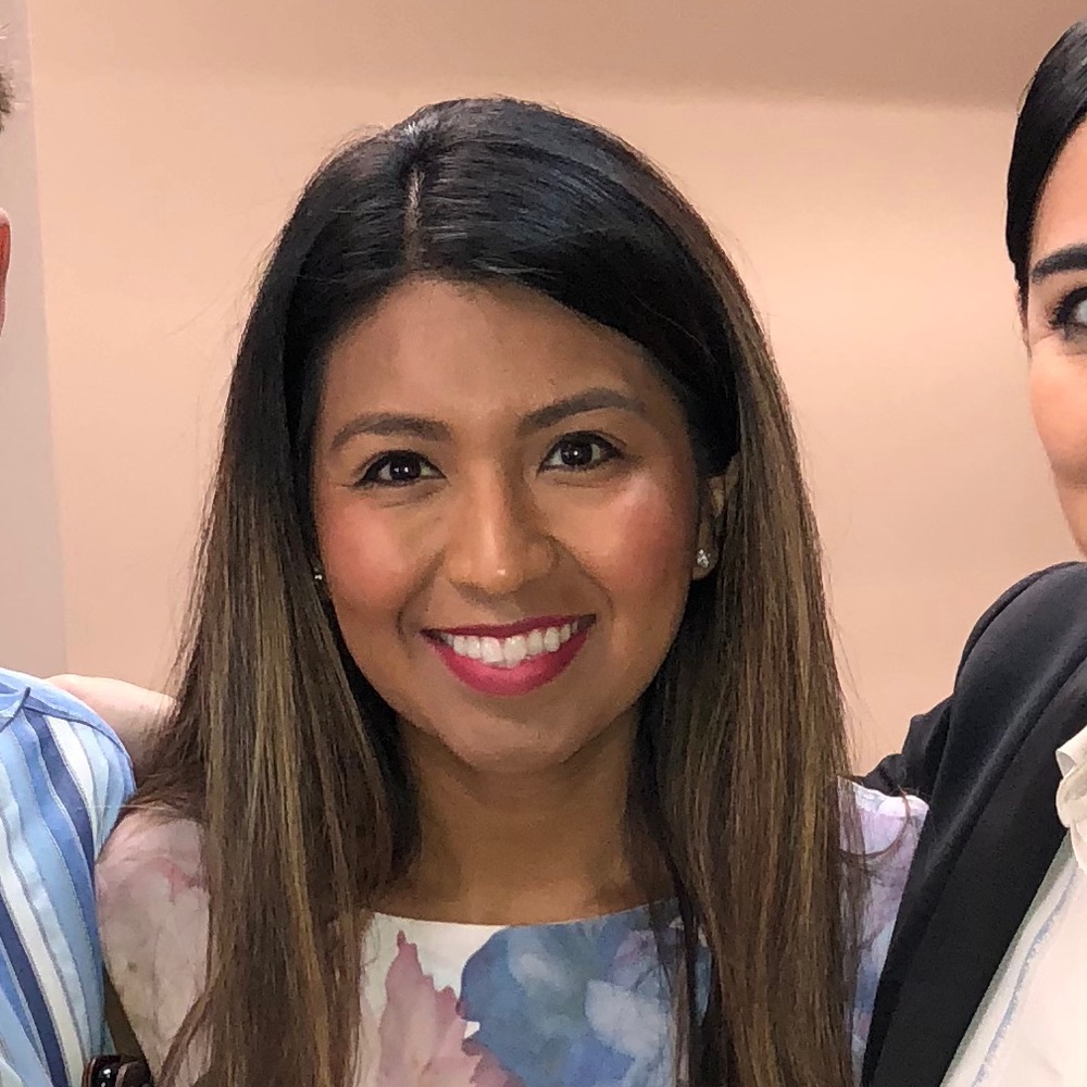 Meet your Posher, Elizabeth